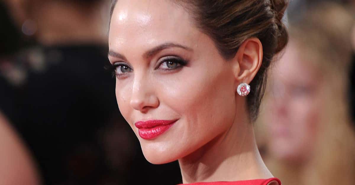 Angelina Jolie Facts