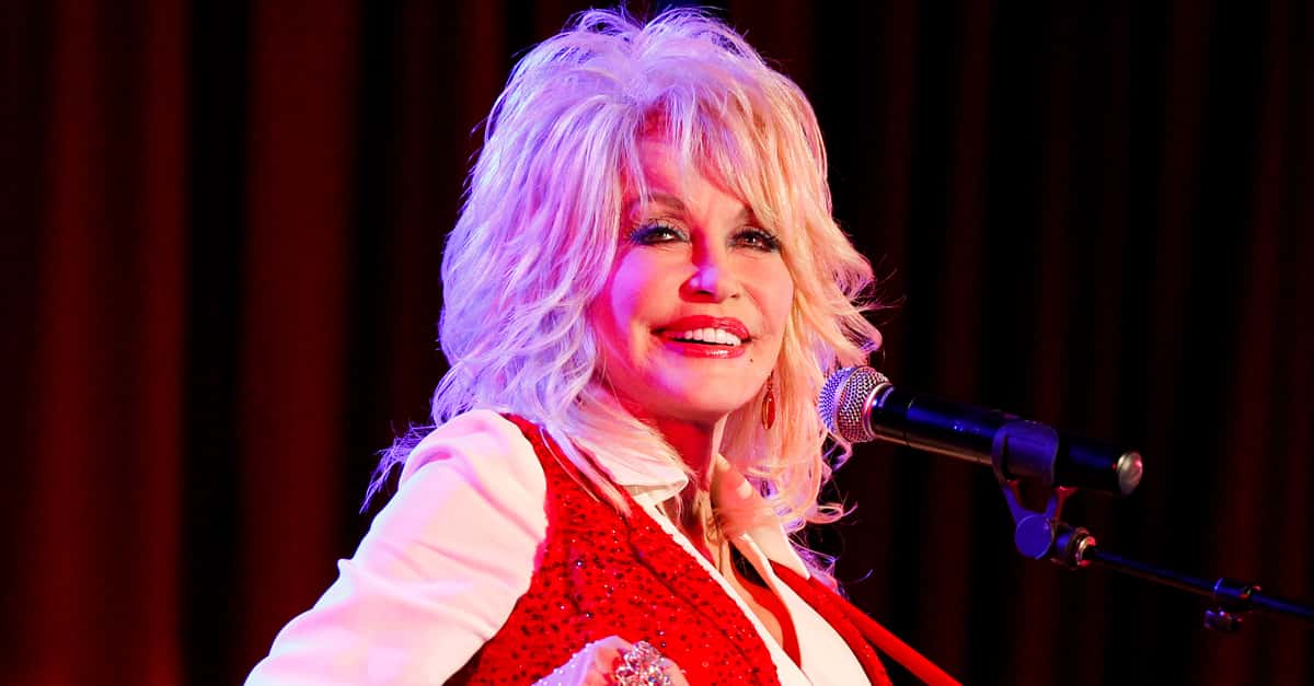 Dolly Parton Facts