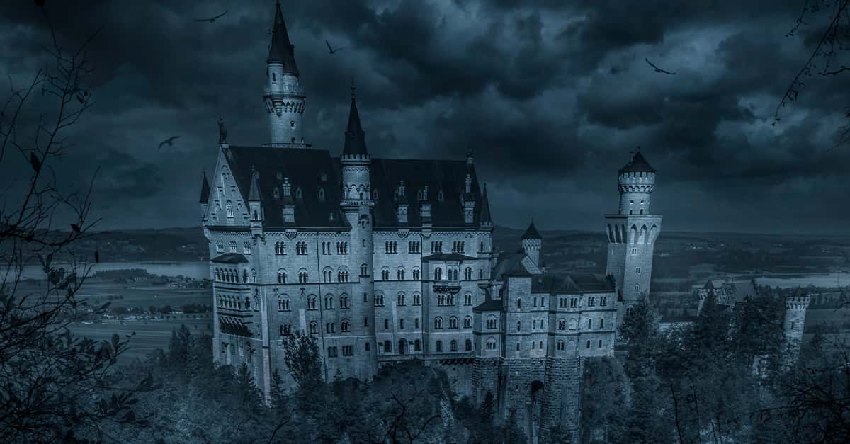 creepy mansions facts