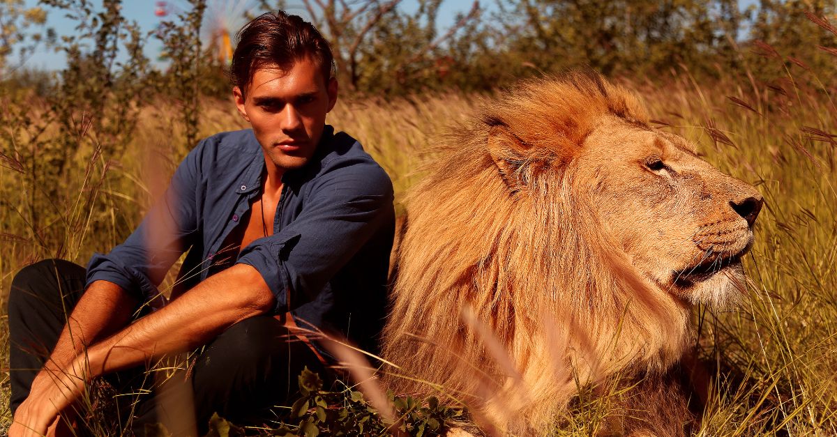 25 Unstoppable Animals That Even Professionals Fear to Handle