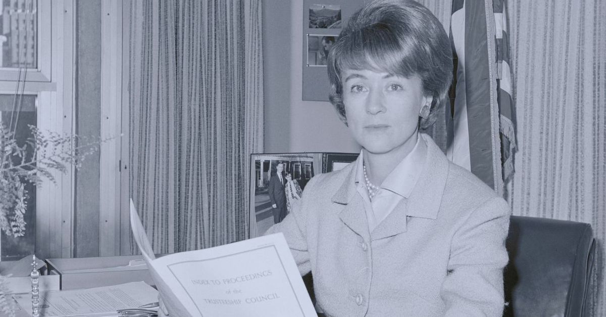 Gettyimages - 	517827996, United States Mission Worker Marietta Tree at Her Desk 10/24/1963-New York City: Portrait of Mrs. Marietta Tree seated at her desk in her office at the U.S. Mission.